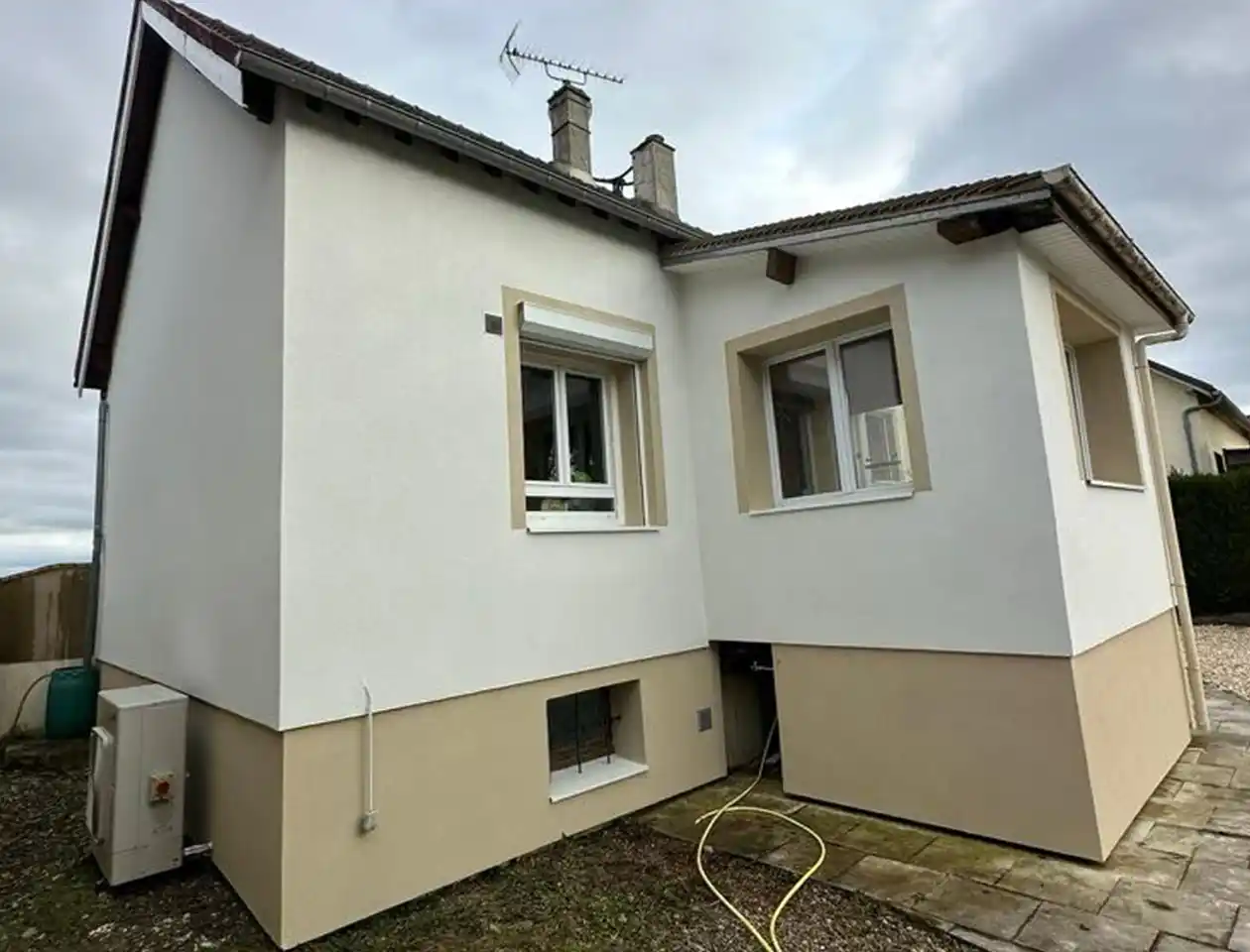 Remise en état des façades – 2 APRES (5) Remise en état des façades - 2 APRES (5)